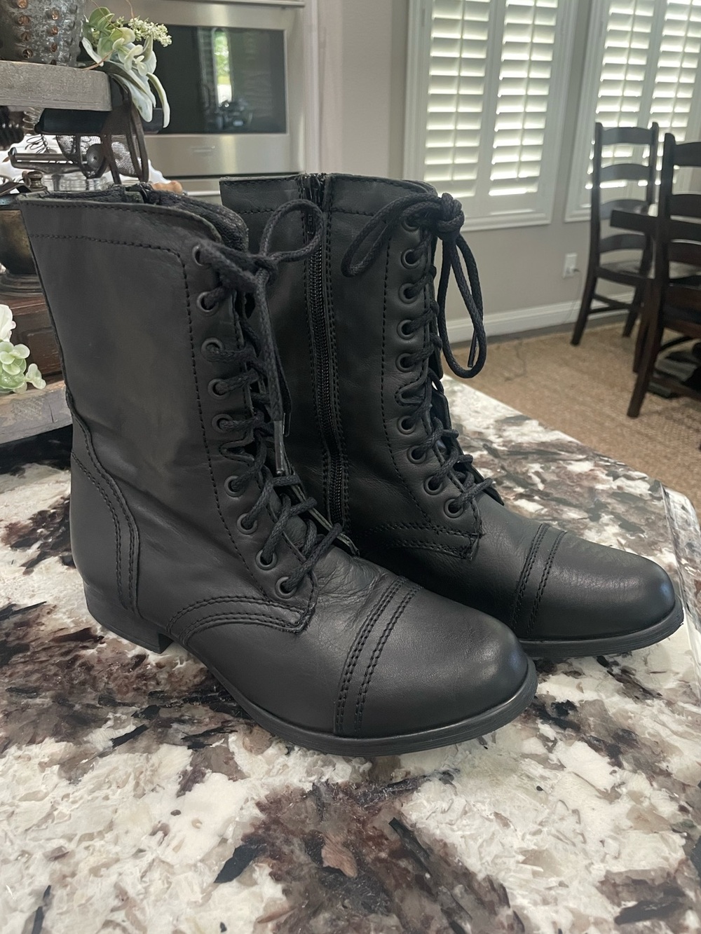 Steve Madden Troopa Black Lace-Up Leather Combat Boots Women’s Size 7.5